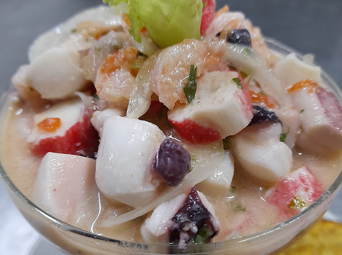 Restaurante De Río y Mar